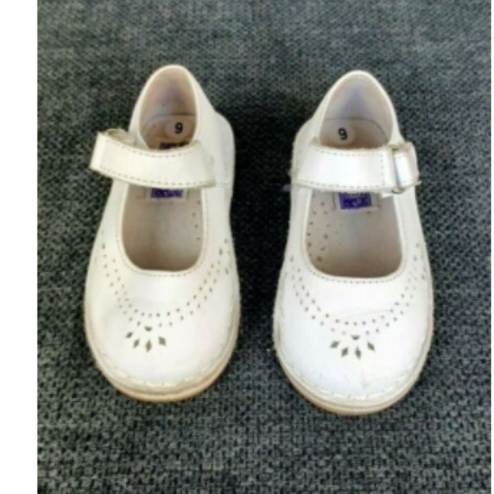 L'Amour Girls Sz 6 White Leather Mary Jane Shoes